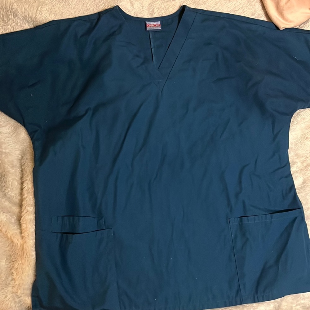Cherokee Workwear Scrub set: Size Large in dark blue color